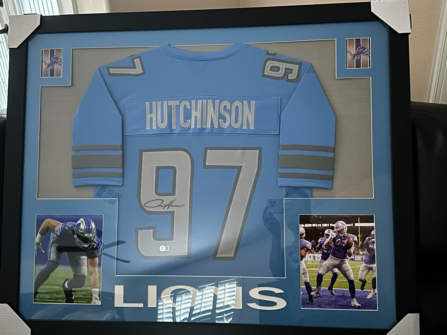 Aiden Hutchinson Signed and Framed Jersey with Beckett COA